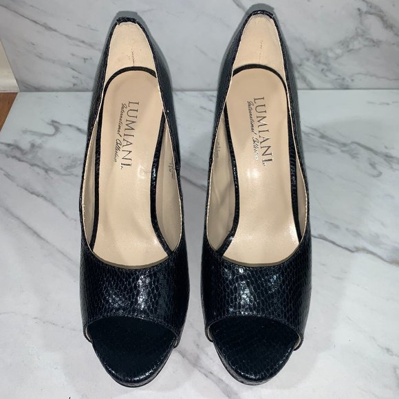 NWOT LUMIANI INTERNATIONAL  Snakeskin Black Heels - Picture 2 of 7